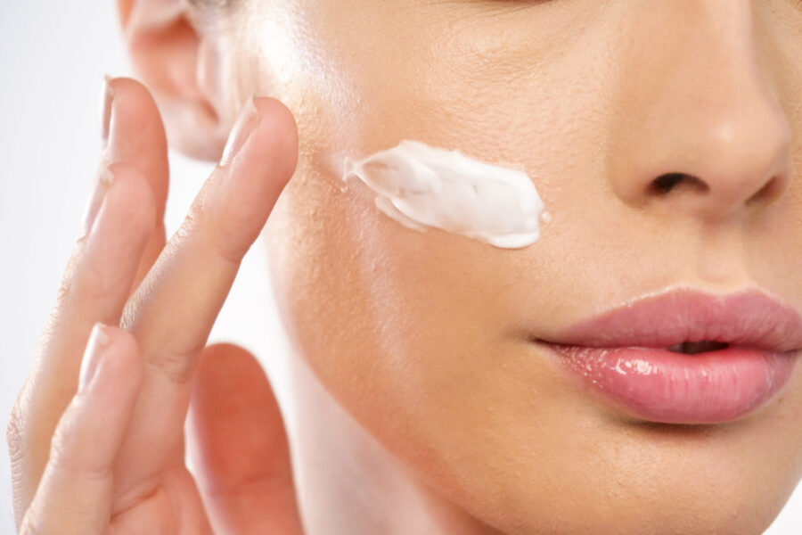 Hemp, Rose & Silk Face Moisturiser - Image 4